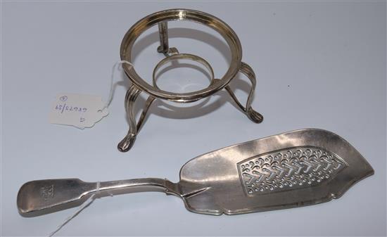 George IV silver fish slice and a George IV silver spirit burner stand(-)